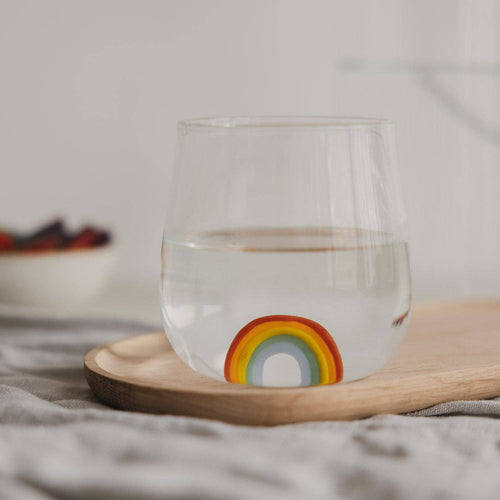 Eulenschnitt Trinkglas mit Regenbogenfigu