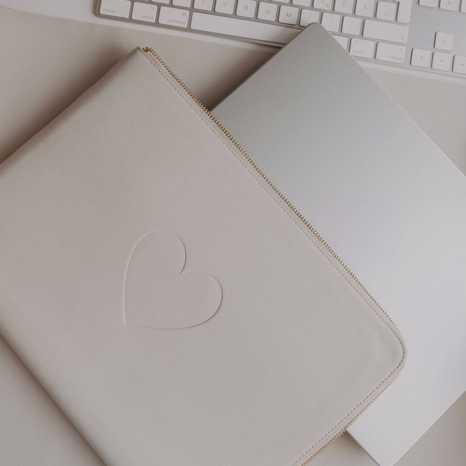 Laptoptasche Herz creme - Eulenschnitt