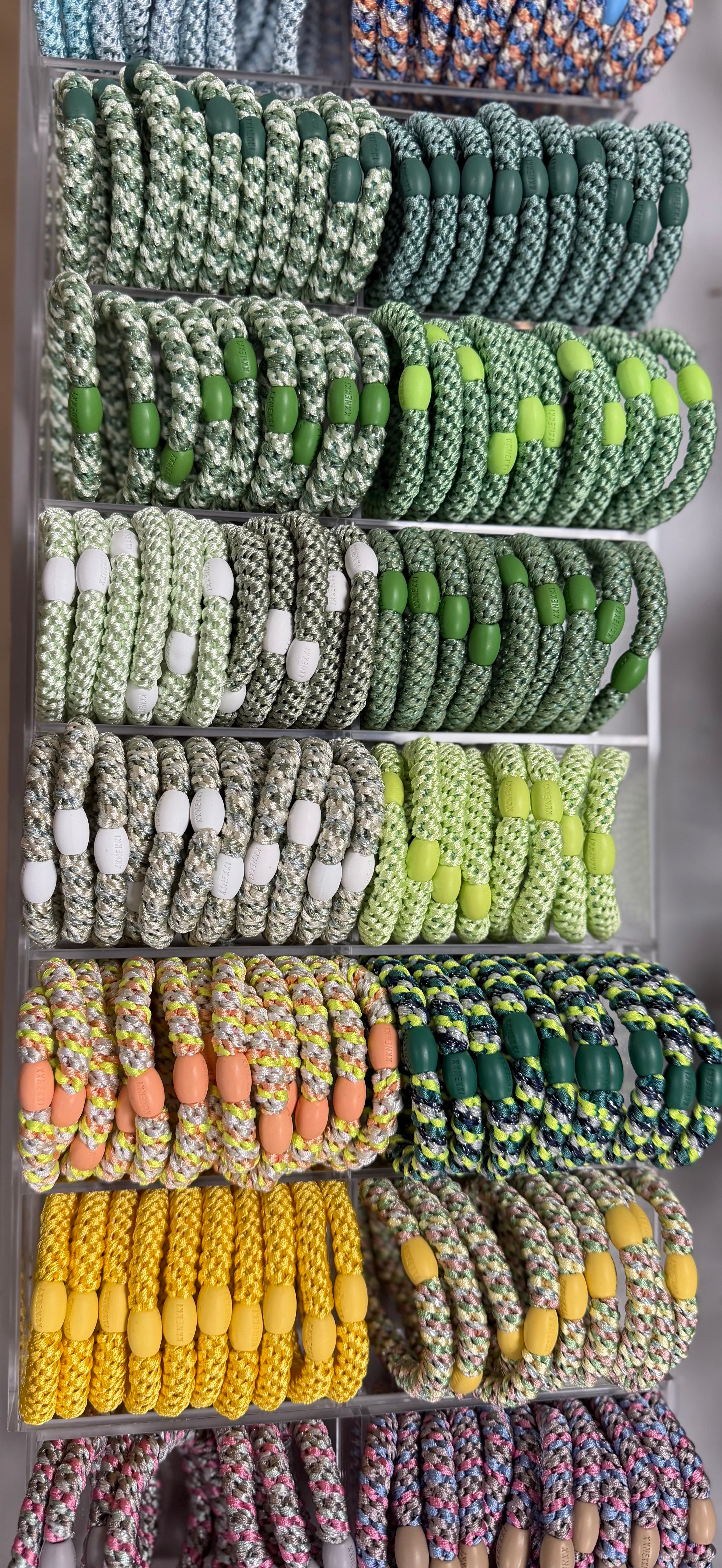 Kknekki Haargummi