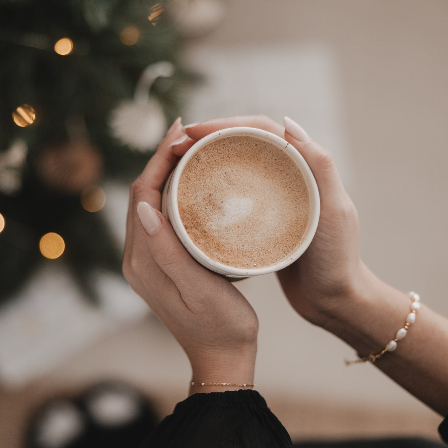 Limitierte „Schleife“-Becher von Eulenschnitt.