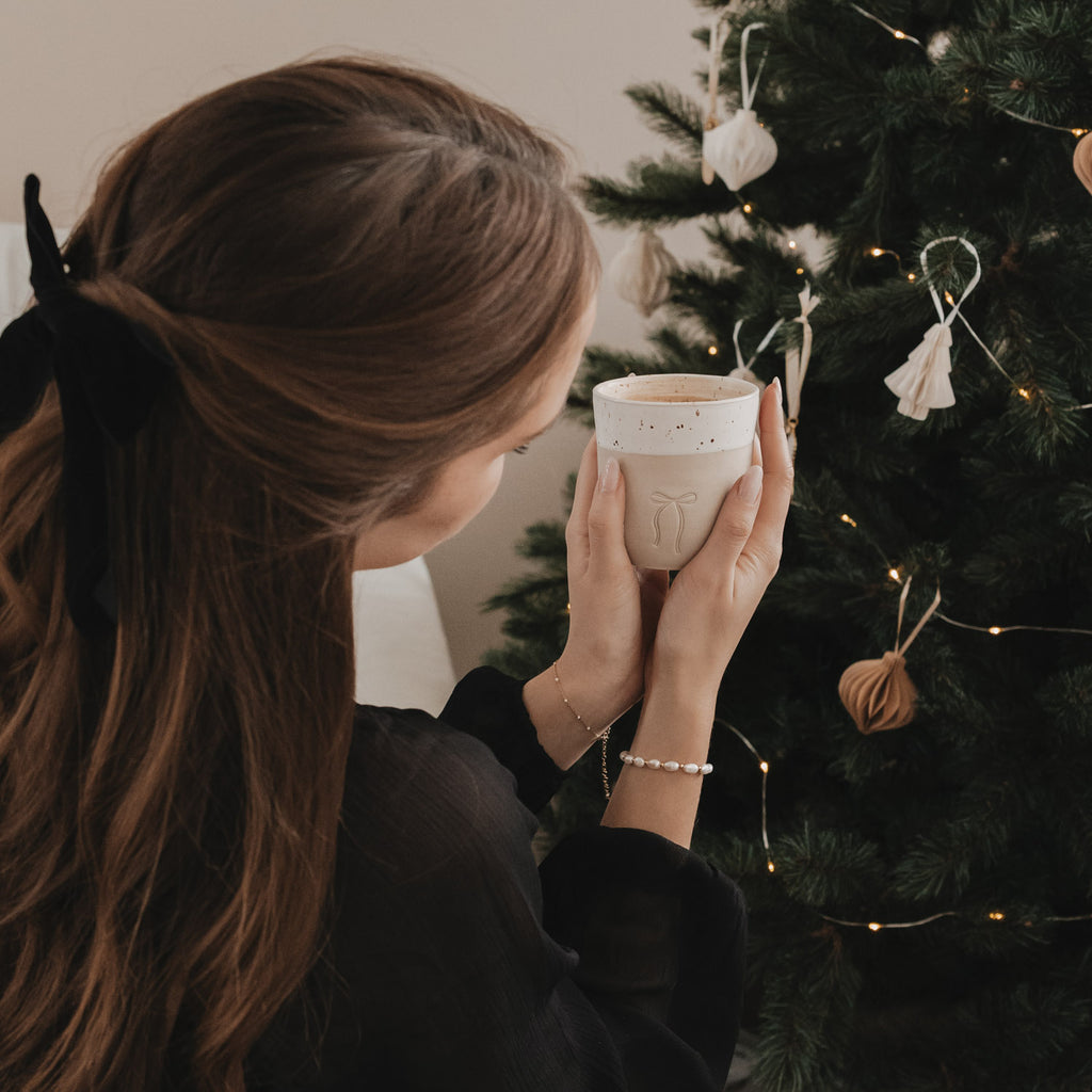 Limitierte „Schleife“-Becher von Eulenschnitt.